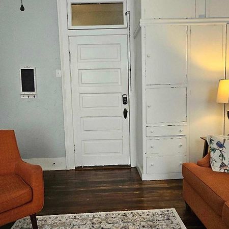 Mins From Downtown & Dining, Dauphin Darling 2 Apartamento Mobile Exterior foto