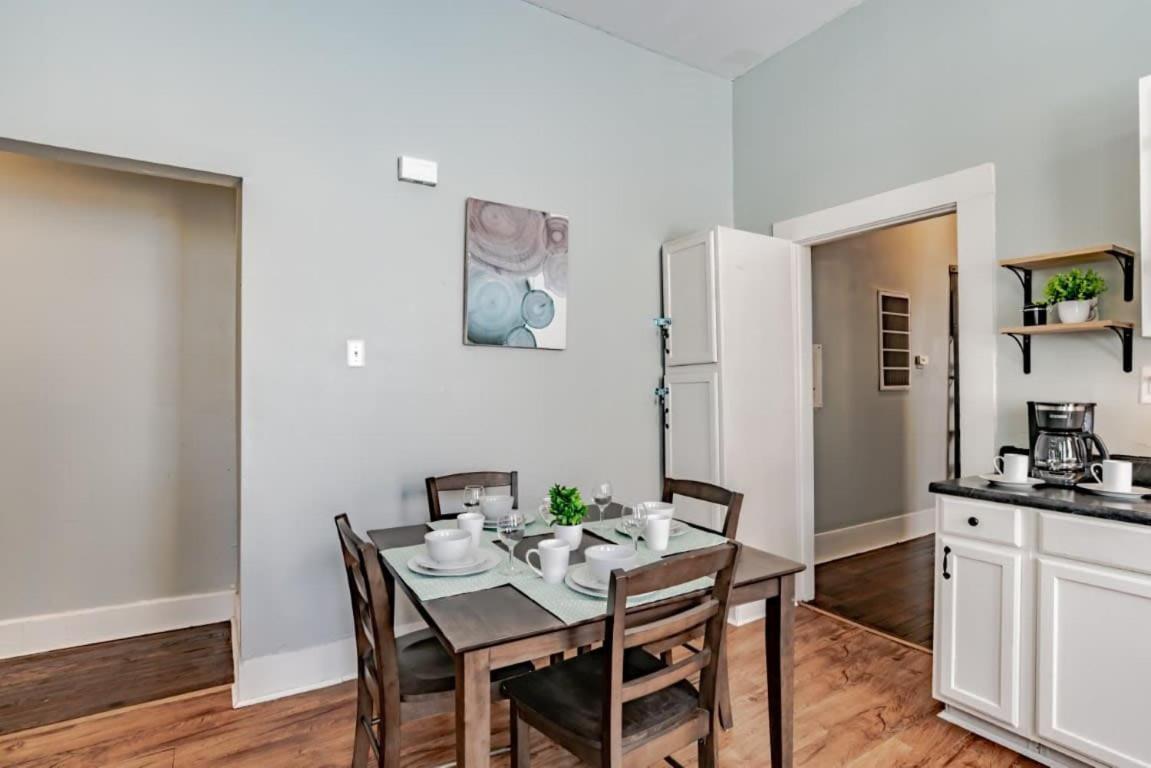 Mins From Downtown & Dining, Dauphin Darling 2 Apartamento Mobile Exterior foto